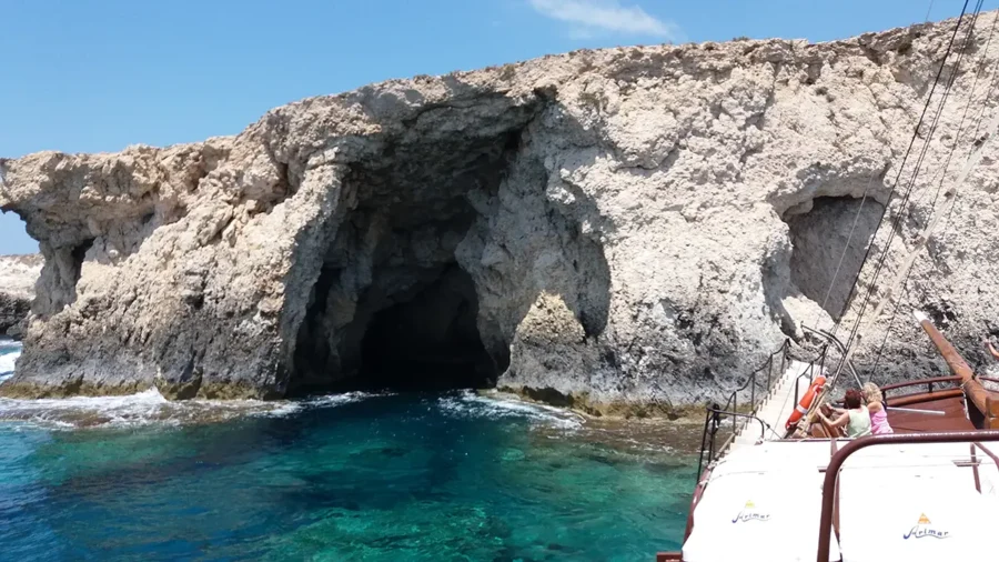 Koufonisi Boat1 Cruise to Koufonisi from crete