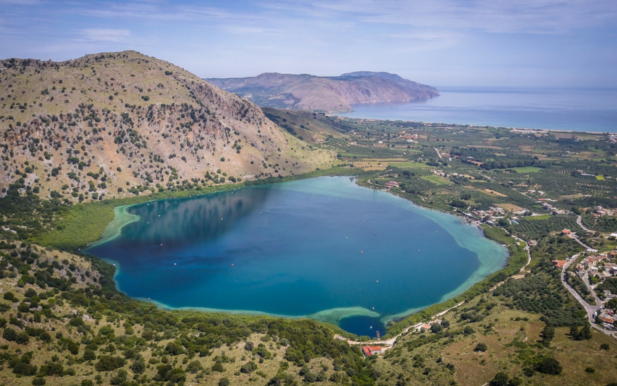 Panoramic photo of Lake Kournas in Crete Safari2